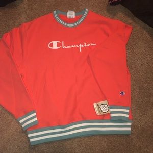 Champion Reverse Weave Vintage Logo Sweatshirt